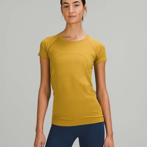 Lululemon Swiftly Tech Short Sleeve Shirt 2.0 Auric Gold / Auric Gold Sz 4 - Picture 1 of 4